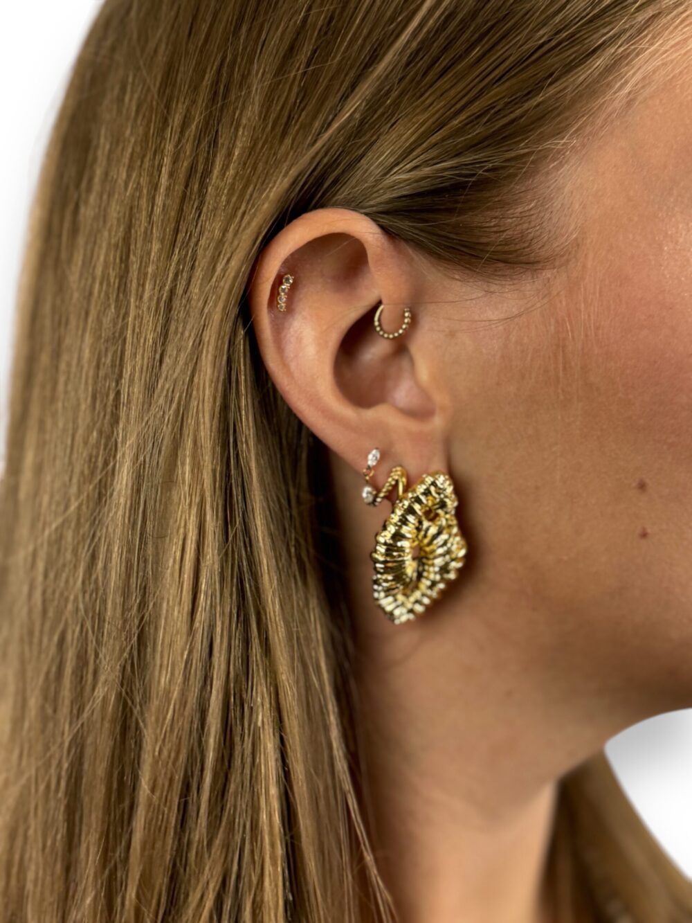 Jeanne Gold Earrings, photo 1