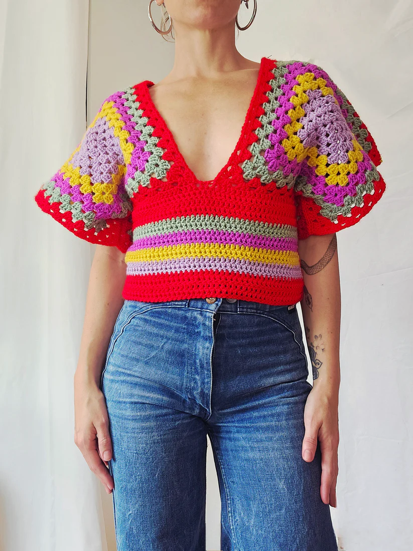 Top crochet rouge jj