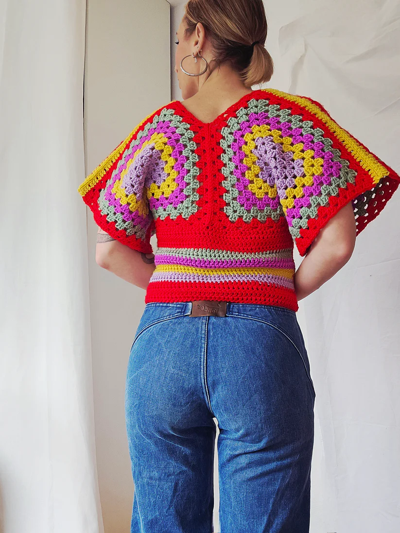 Top crochet rouge
